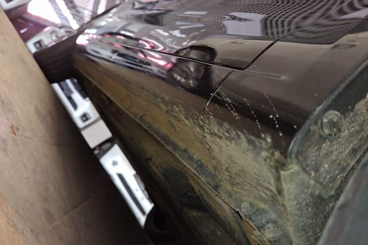 Used Hongqi H5 2020 1.8T Automatic ZhiLian QiYun Edition Right Side Sill