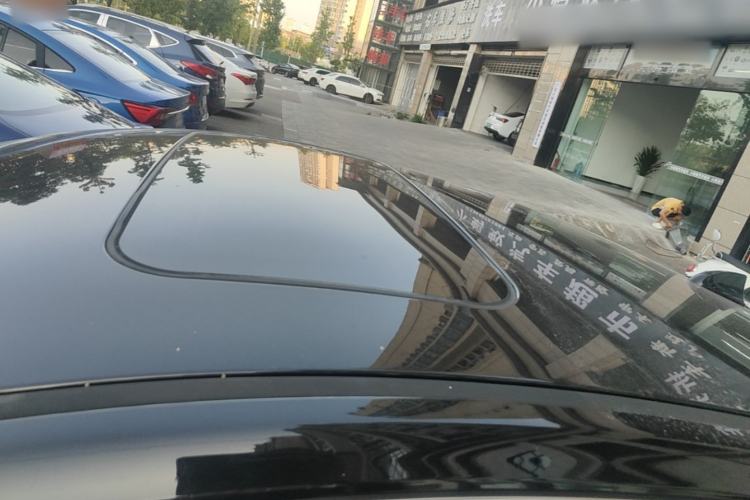 Used Hongqi H5 2020 1.5T DCT Flagship Edition Roof