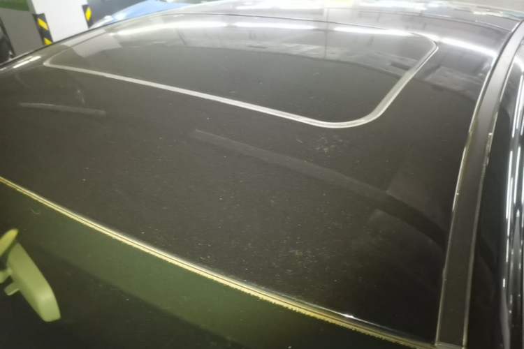 Used Hongqi H5 2020 1.5T DCT Flagship Edition Roof