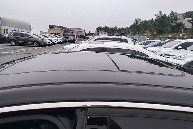 Used Hongqi H5 2020 1.8T Automatic Smart Connect Flagship Edition Roof