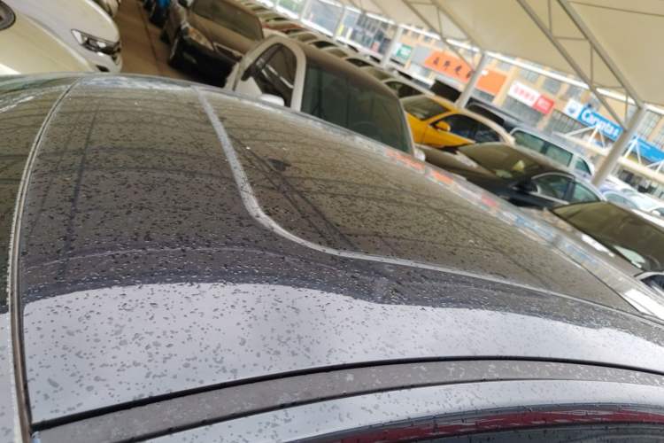 Used Hongqi H5 2020 1.8T Automatic Smart Connect Flagship Edition Roof