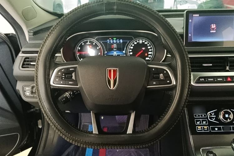 Used Hongqi H5 2020 1.8T Automatic Smart Connect Flagship Edition Steering Wheel