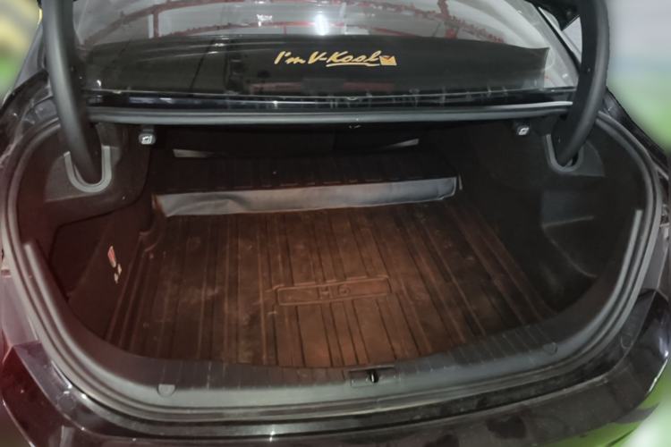 Used Hongqi H5 2020 1.8T Automatic ZhiLian QiYun Edition Trunk