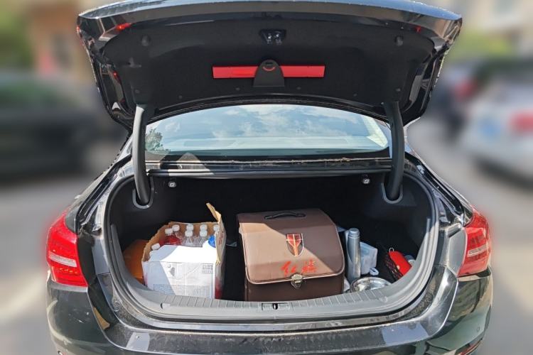 Used Hongqi H5 2020 1.8T Automatic ZhiLian QiYun Edition Trunk