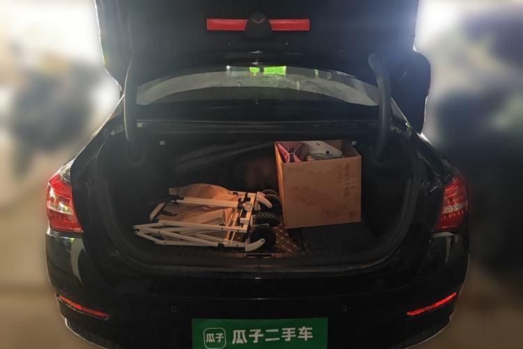 Used Hongqi H5 2020 1.8T Automatic Smart Connect Flagship Edition Trunk