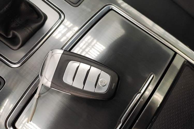 Used Hongqi H5 2020 1.5T DCT Flagship Edition Vehicle Key