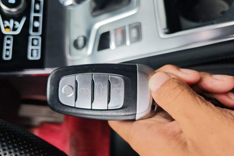 Used Hongqi H5 2020 1.5T DCT Flagship Edition Vehicle Key