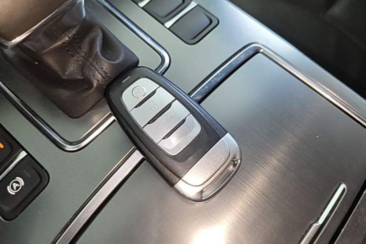 Used Hongqi H5 2020 1.5T DCT Flagship Edition Vehicle Key