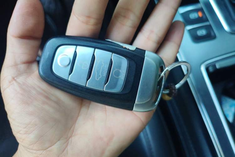 Used Hongqi H5 2020 1.5T DCT Flagship Edition Vehicle Key