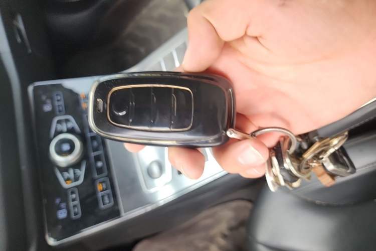 Used Hongqi H5 2020 1.8T Automatic ZhiLian QiYun Edition Vehicle Key