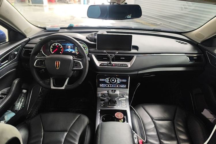 Used Hongqi H5 2020 1.5T DCT Flagship Edition Center Console