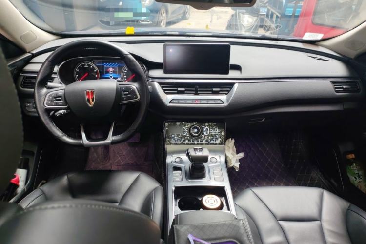Used Hongqi H5 2020 1.8T Automatic Smart Connect Flagship Edition Center Console