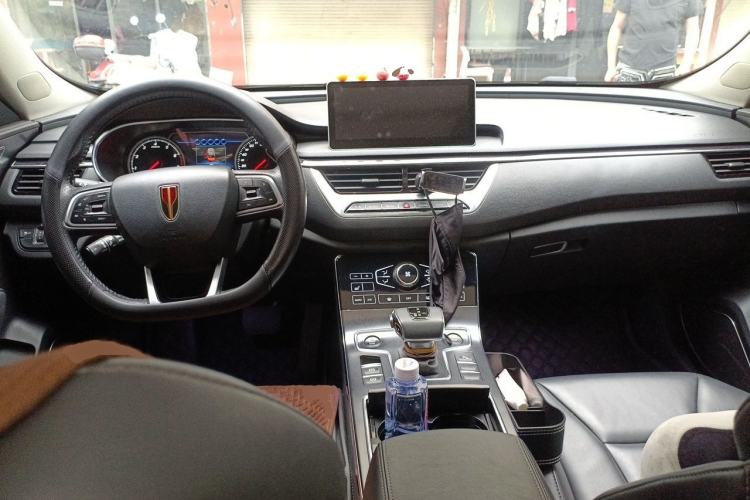 Used Hongqi H5 2020 1.8T Automatic Smart Connect Flagship Edition Center Console