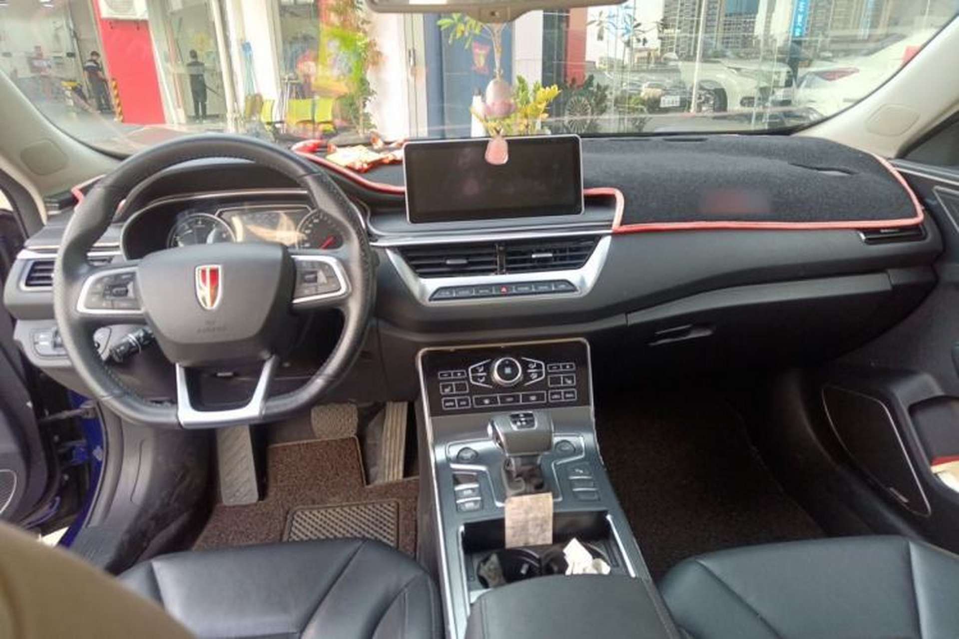 Used Hongqi H5 2020 1.8T Automatic Smart Connect Flagship Edition Center Console