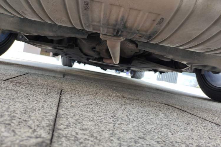 Used Hongqi H5 2020 1.5T DCT Flagship Edition Chassis Rear