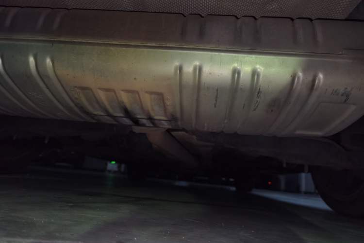 Used Hongqi H5 2020 1.5T DCT Flagship Edition Chassis Rear