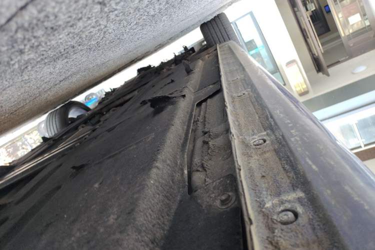 Used Hongqi H5 2020 1.5T DCT Flagship Edition Chassis Rear Left