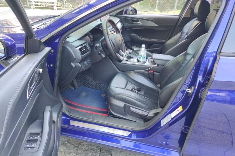 Used Hongqi H5 2020 1.5T DCT Flagship Edition Driver Seat