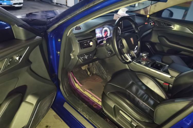 Used Hongqi H5 2020 1.5T DCT Flagship Edition Driver Seat