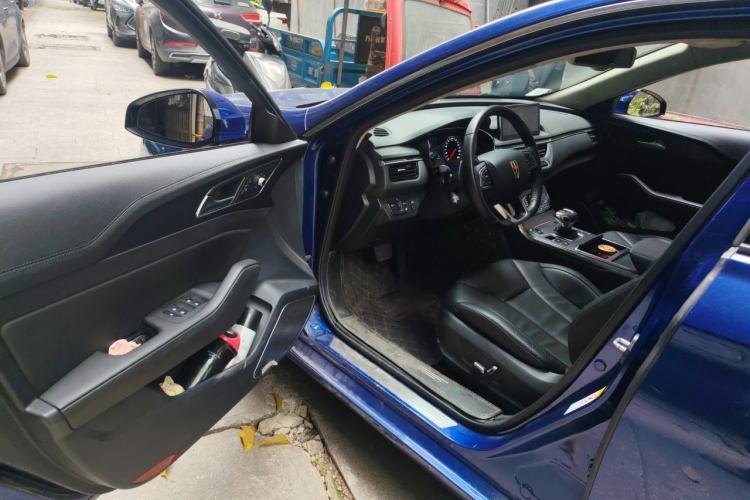 Used Hongqi H5 2020 1.8T Automatic Smart Connect Flagship Edition Driver Seat