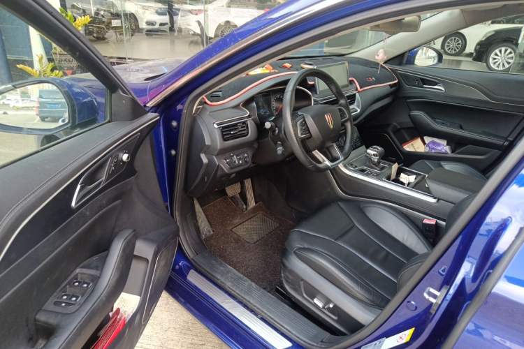 Used Hongqi H5 2020 1.8T Automatic Smart Connect Flagship Edition Driver Seat
