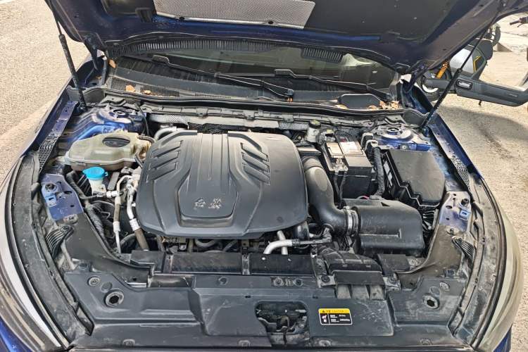 Used Hongqi H5 2020 1.8T Automatic Smart Connect Flagship Edition Engine Bay