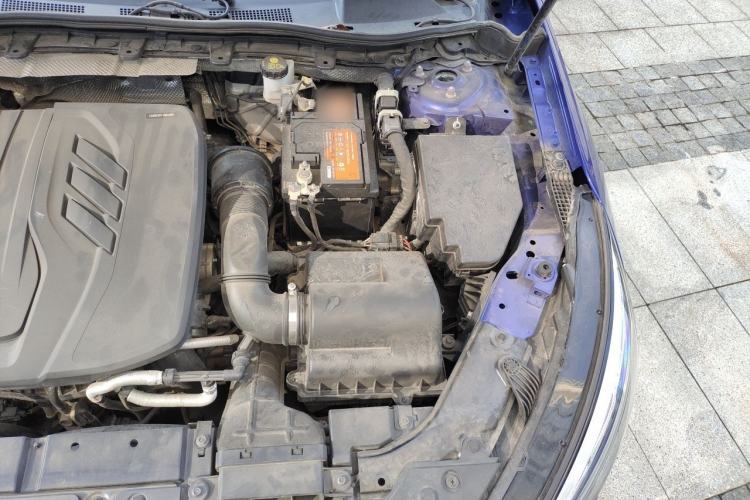 Used Hongqi H5 2020 1.5T DCT Flagship Edition Engine Bay Left