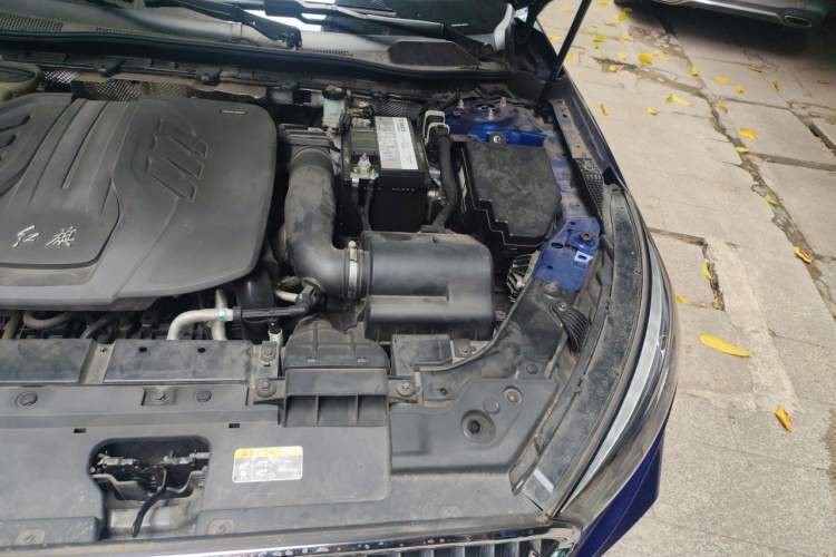 Used Hongqi H5 2020 1.8T Automatic Smart Connect Flagship Edition Engine Bay Left