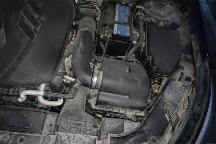 Used Hongqi H5 2020 1.8T Automatic Smart Connect Flagship Edition Engine Bay Left