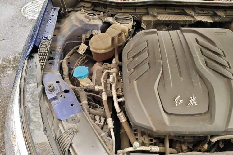 Used Hongqi H5 2020 1.5T DCT Flagship Edition Engine Bay Right
