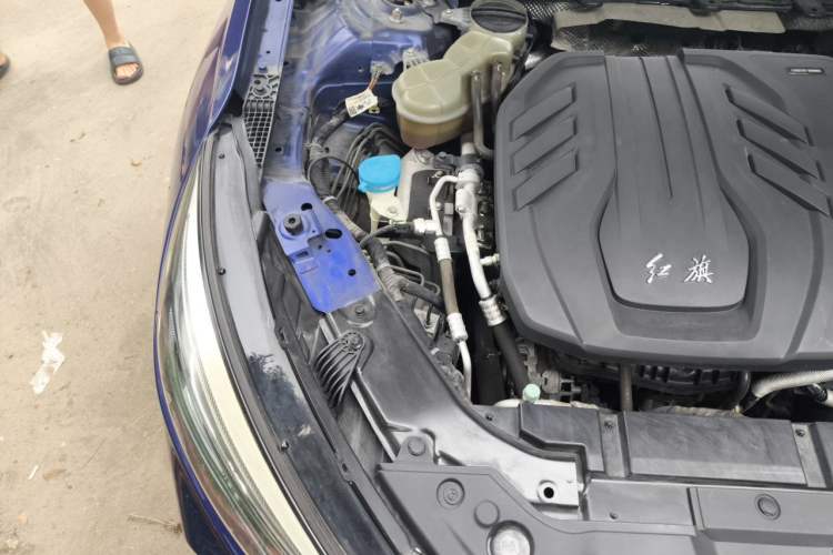 Used Hongqi H5 2020 1.5T DCT Flagship Edition Engine Bay Right