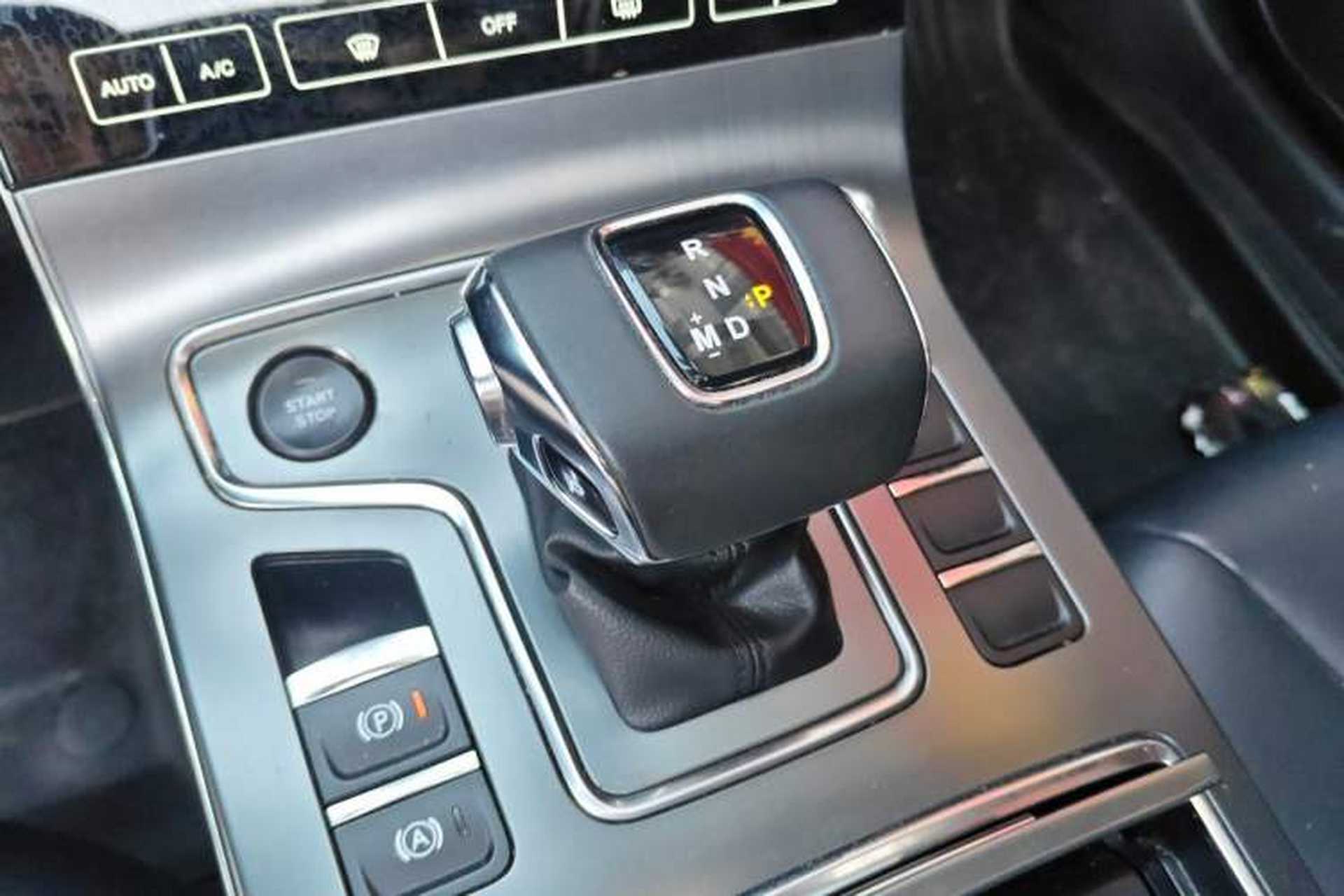 Used Hongqi H5 2020 1.5T DCT Flagship Edition Gear Lever
