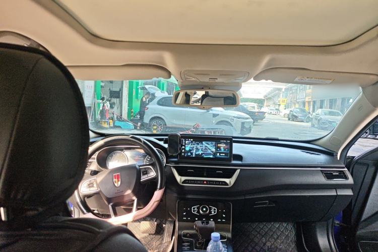 Used Hongqi H5 2020 1.8T Automatic Smart Connect Flagship Edition Headliner
