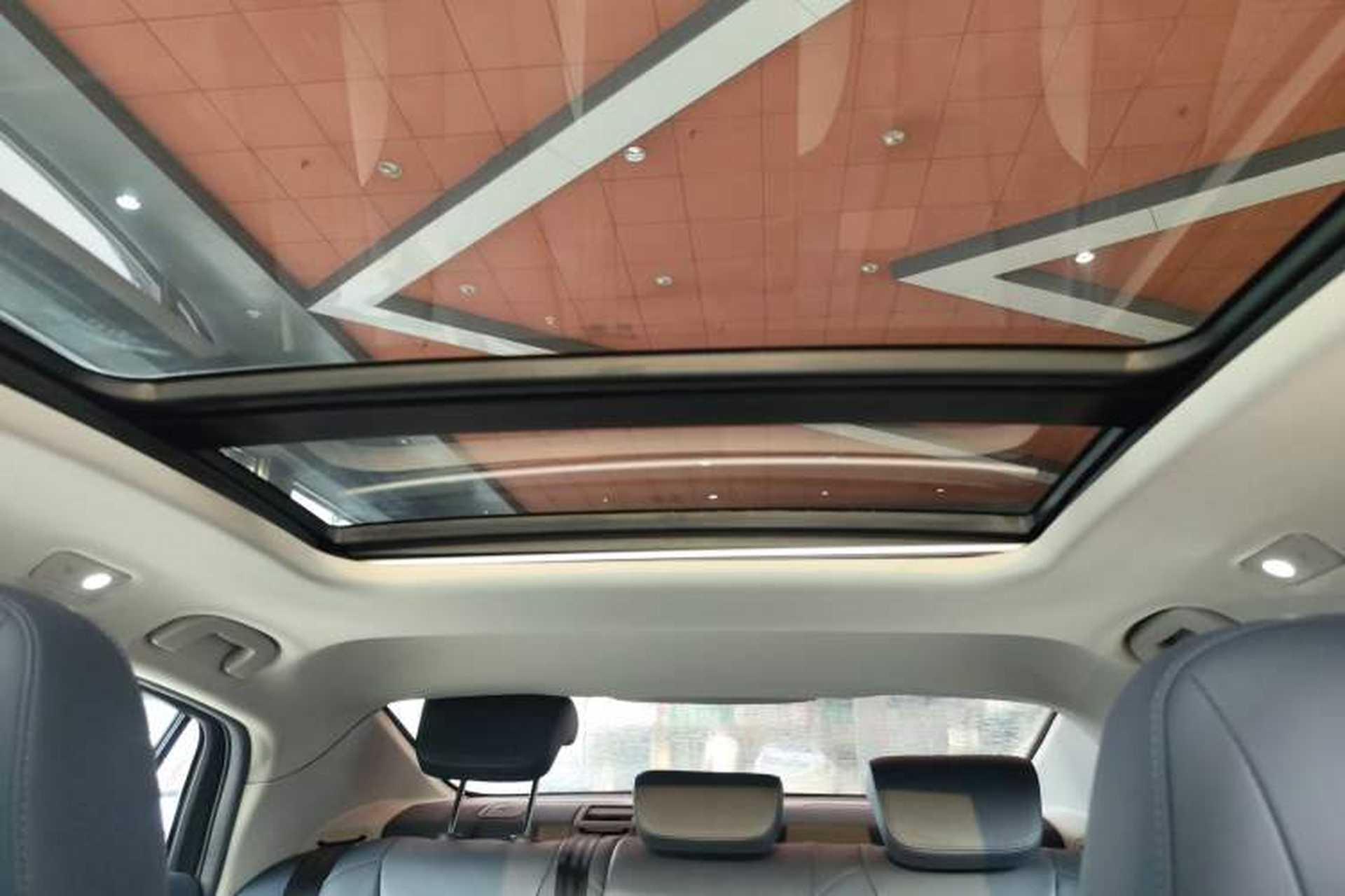 Used Hongqi H5 2020 1.8T Automatic Smart Connect Flagship Edition Headliner