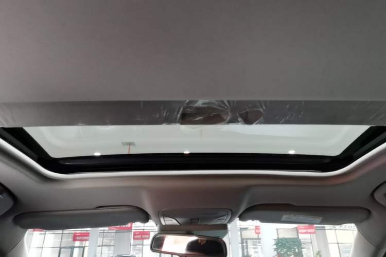 Used Hongqi H5 2020 1.8T Automatic ZhiLian QiYun Edition Headliner