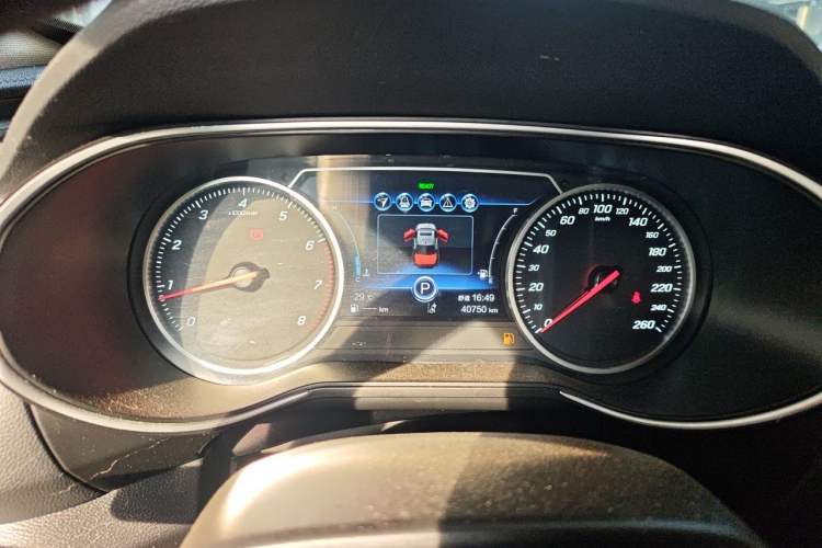 Used Hongqi H5 2020 1.8T Automatic Smart Connect Flagship Edition Instrument Cluster