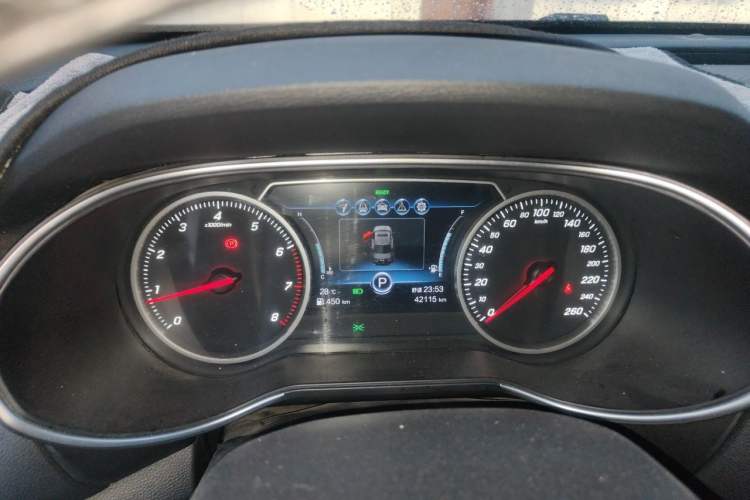 Used Hongqi H5 2020 1.8T Automatic Smart Connect Flagship Edition Instrument Cluster