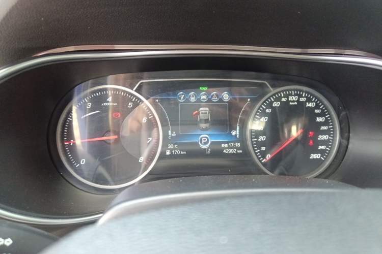Used Hongqi H5 2020 1.8T Automatic Smart Connect Flagship Edition Instrument Cluster
