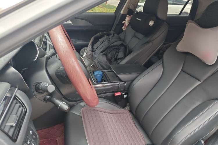 Used Hongqi H5 2020 1.8T Automatic ZhiLian QiYun Edition Left Front Seat