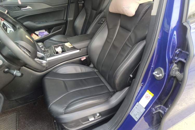 Used Hongqi H5 2020 1.8T Automatic Smart Connect Flagship Edition Left Front Seat