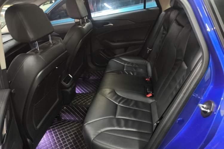Used Hongqi H5 2020 1.8T Automatic Smart Connect Flagship Edition Left Rear Seat