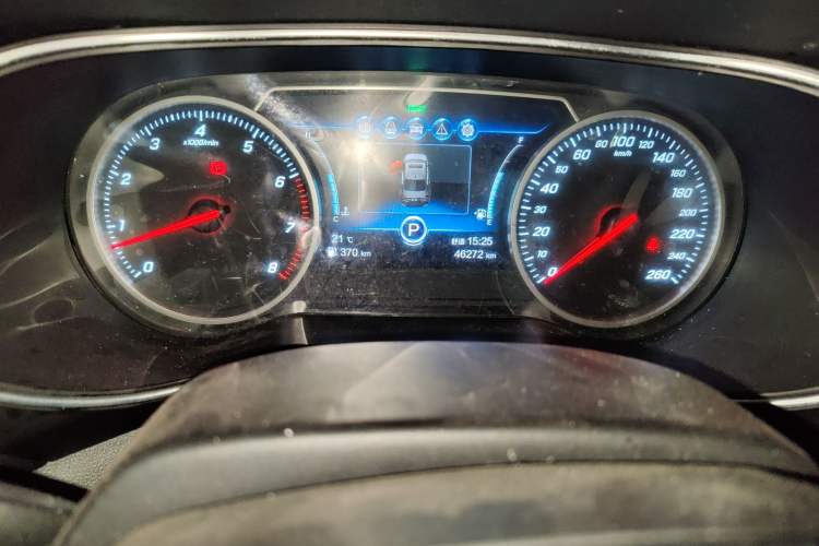 Used Hongqi H5 2020 1.8T Automatic ZhiLian QiYun Edition Odometer Close Up