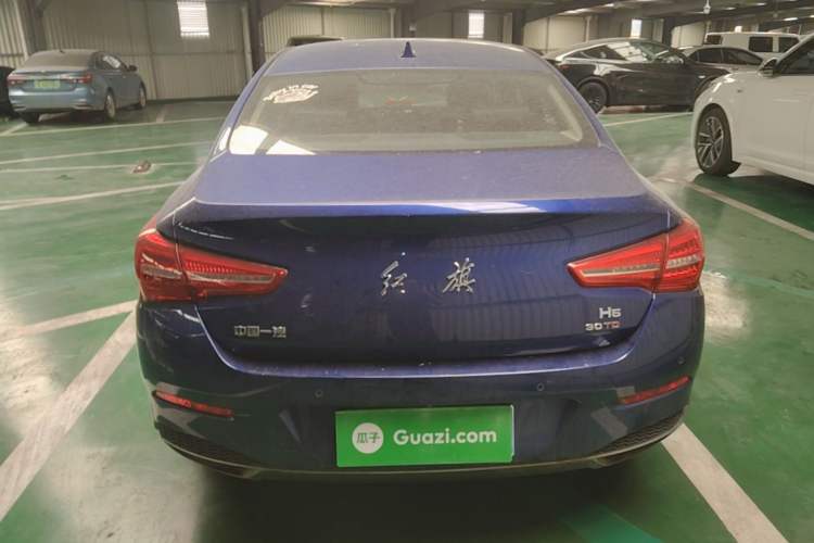 Used Hongqi H5 2020 1.5T DCT Flagship Edition Rear