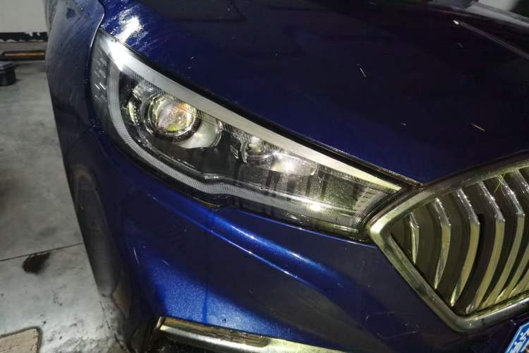 Used Hongqi H5 2020 1.5T DCT Flagship Edition Right Front Headlight