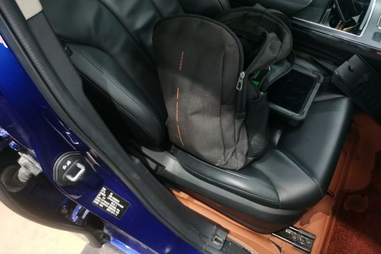Used Hongqi H5 2020 1.5T DCT Flagship Edition Right Front Seat