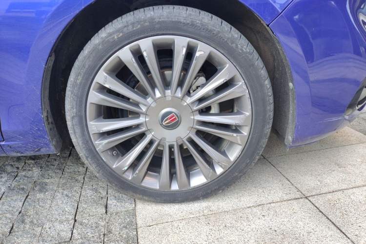 Used Hongqi H5 2020 1.5T DCT Flagship Edition Right Front Wheel Hub
