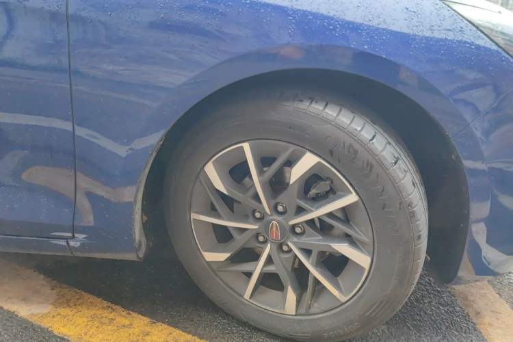 Used Hongqi H5 2020 1.5T DCT Flagship Edition Right Front Wheel Hub
