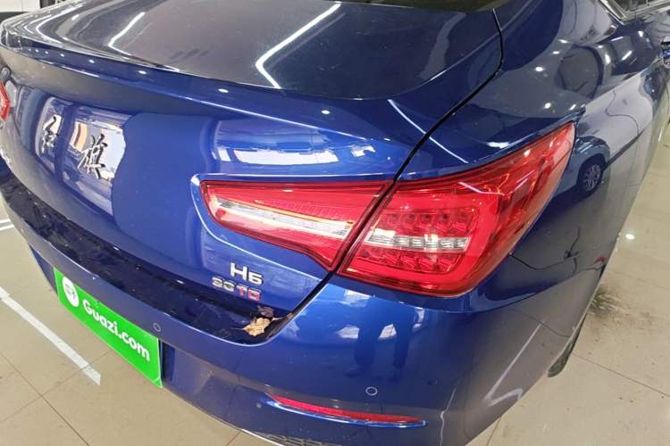Used Hongqi H5 2020 1.5T DCT Flagship Edition Right Rear Taillight