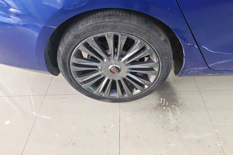 Used Hongqi H5 2020 1.5T DCT Flagship Edition Right Rear Wheel Hub