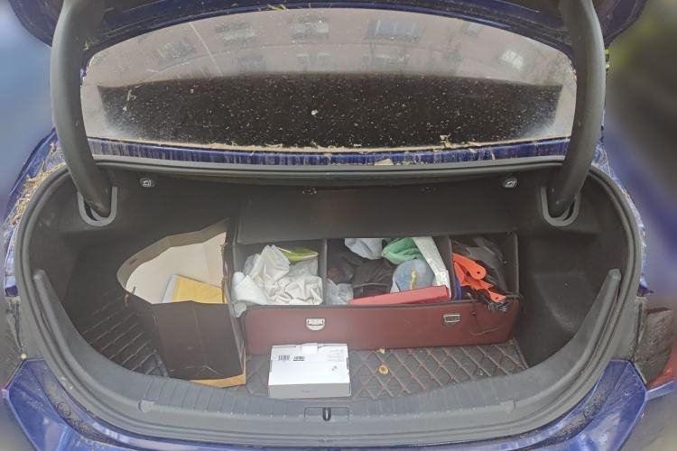 Used Hongqi H5 2020 1.8T Automatic Smart Connect Flagship Edition Trunk